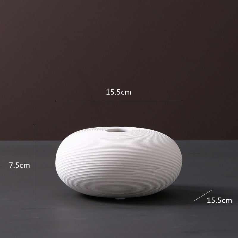 Japanese Style Ceramic Vase. For Modern Home Decoration - Graceland Home and Living -