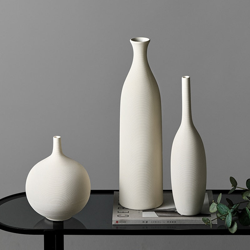 Japanese Style Ceramic Vase. For Modern Home Decoration - Graceland Home and Living -