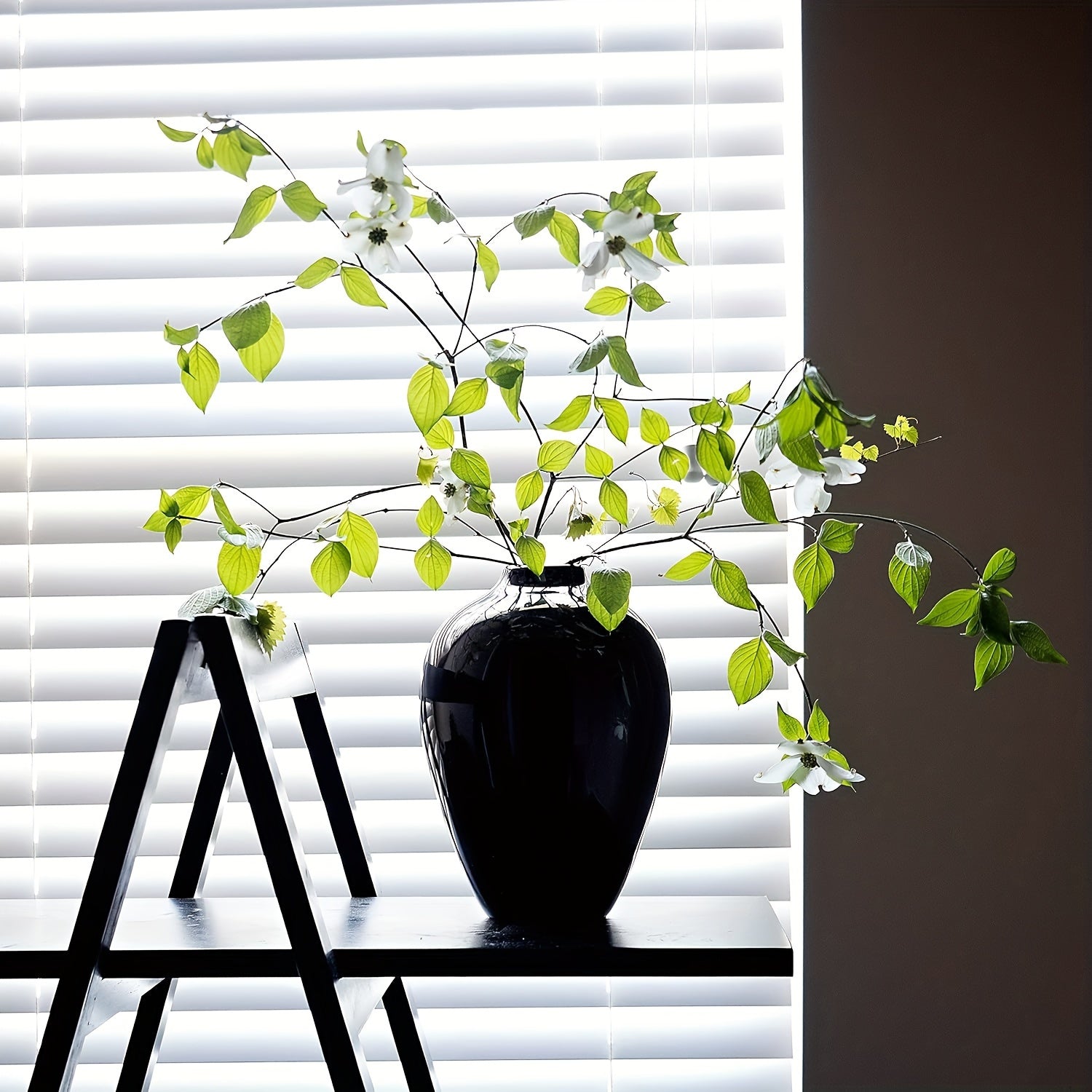 Modern 10-Inch Ceramic Vase - Graceland Home and Living -