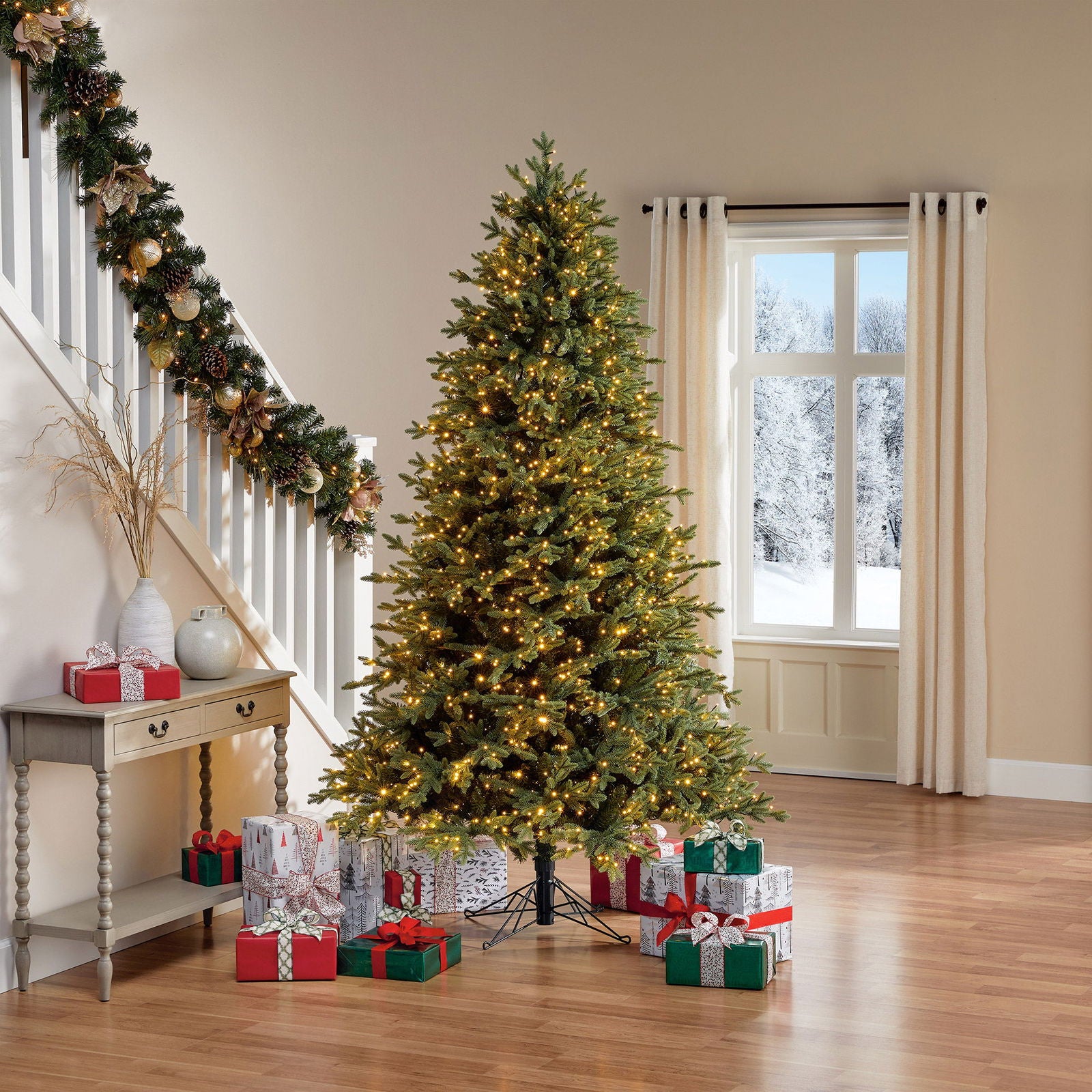 7,5ft Pre-Lit Artificial LED Twinkle Christmas Tree, 1,850 Radiant  lights with Twinkling effects - Graceland Home and Living -  - #tag1#