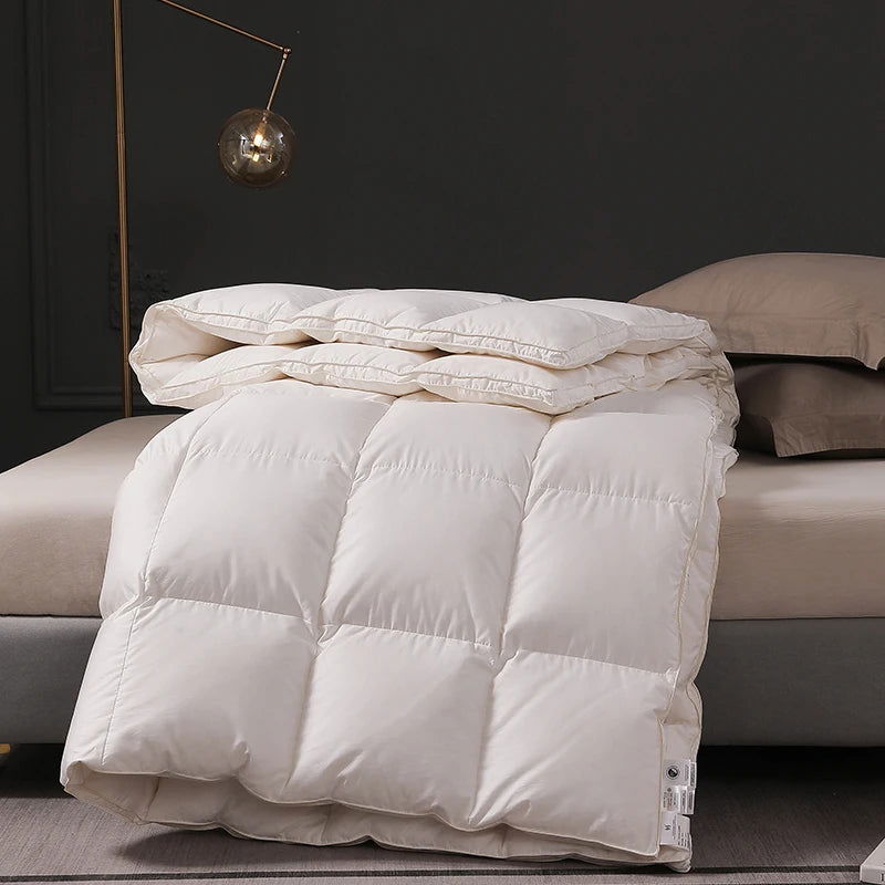Luxurious high-end goose down Ultralight Quilts 95% 5A Grade White Duvets for King Queen size - Graceland Home and Living -  