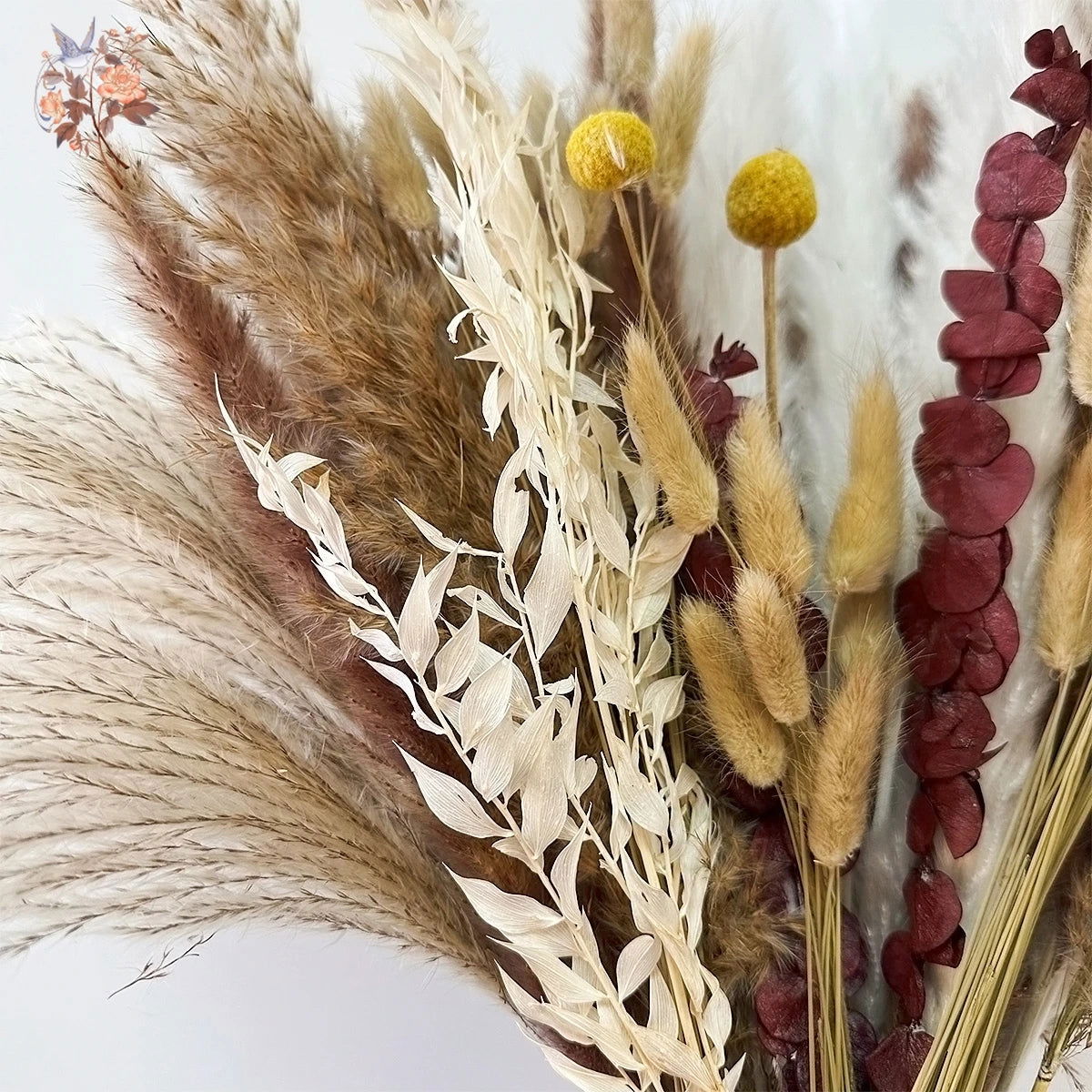 Natural Pampas Dried Flowers. Floral Bouquet For Home Vase Decoration - Graceland Home and Living -  